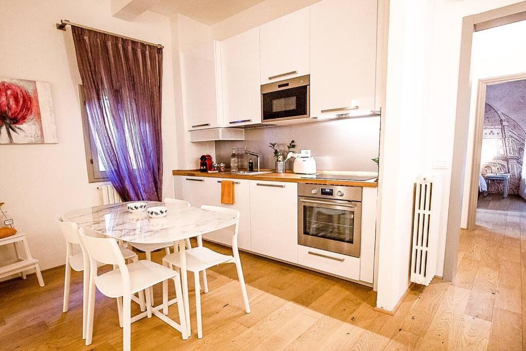 Acacia Firenze - Girasole Apartment Luaran gambar